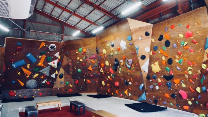 宮崎県のクライミング施設「PRESS FACTORY（プレスファクトリー）」